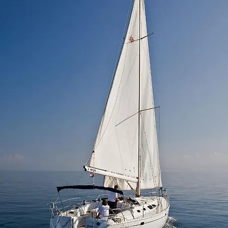 بوتيل Jeanneau Sun Odyssey 45.2- Osejava *