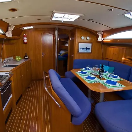 Jeanneau Sun Odyssey 45.2- Osejava بوتيل