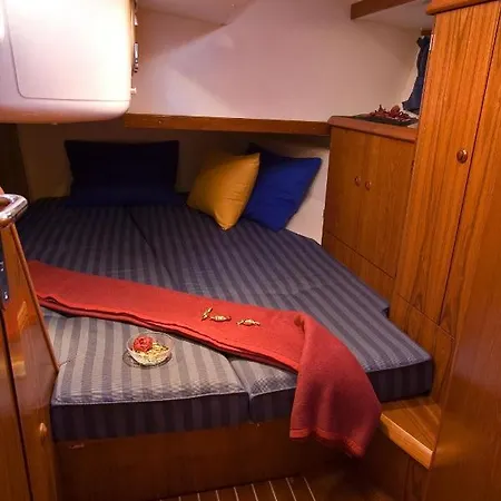 بوتيل Jeanneau Sun Odyssey 45.2- Osejava